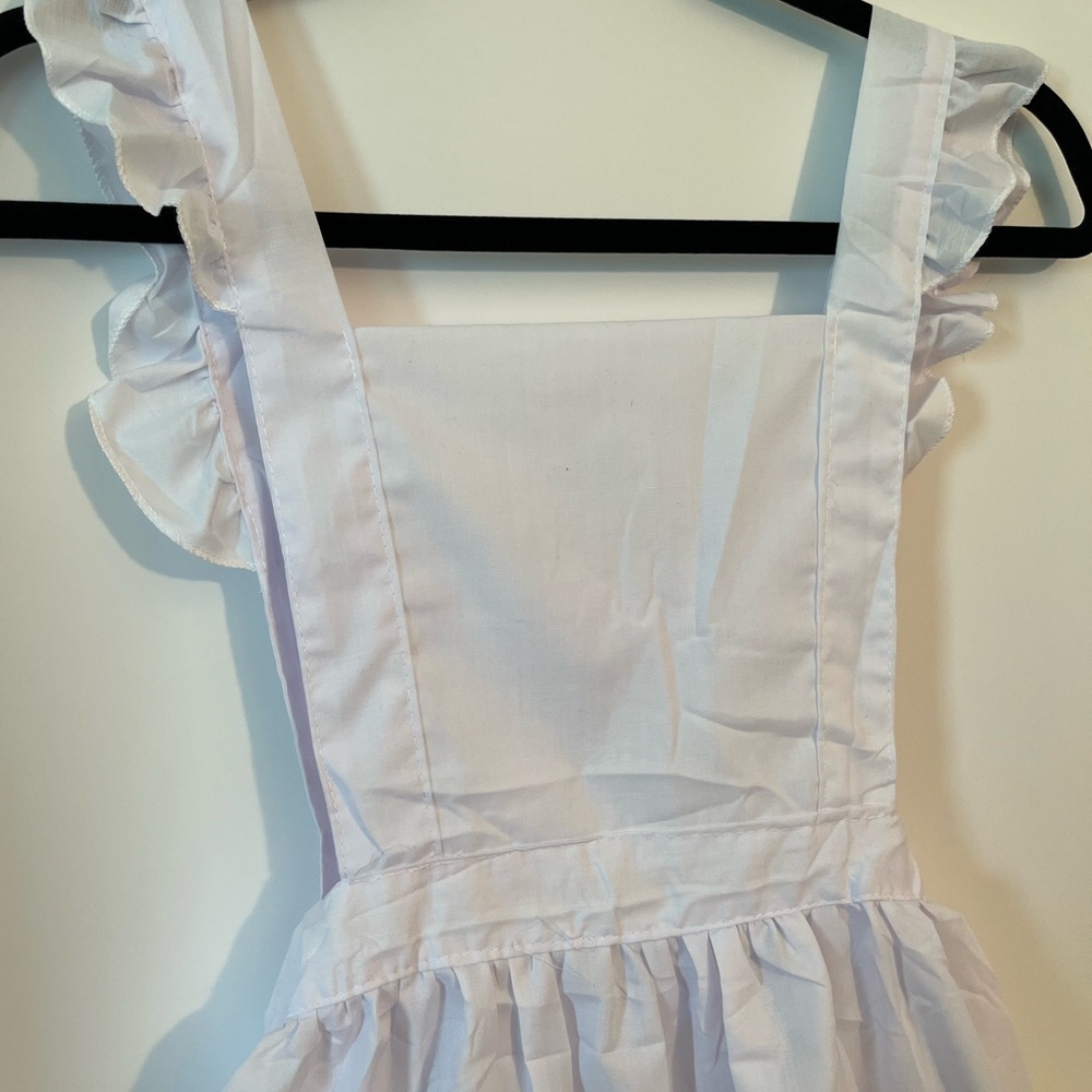 White Pinafore Apron w Ruffled Straps NWOT sz L - Picture 3 of 5